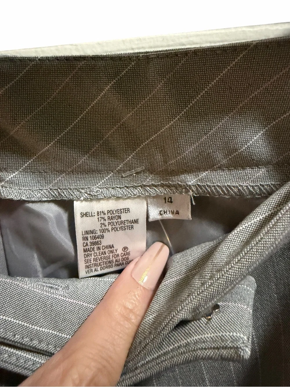 Tahari ASL Pinstripe Tailored Single-Button Blazer and slacks set size 14 new